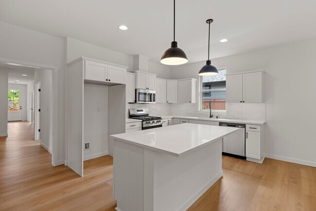 Building Photo - 854 Prospector Pl
