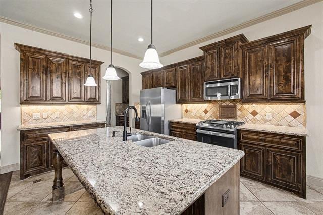 Building Photo - 588 Deverson Dr