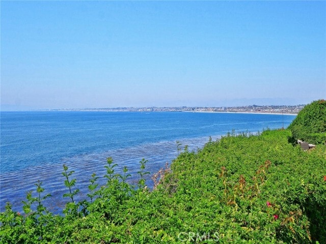 Building Photo - 605 Paseo Del Mar