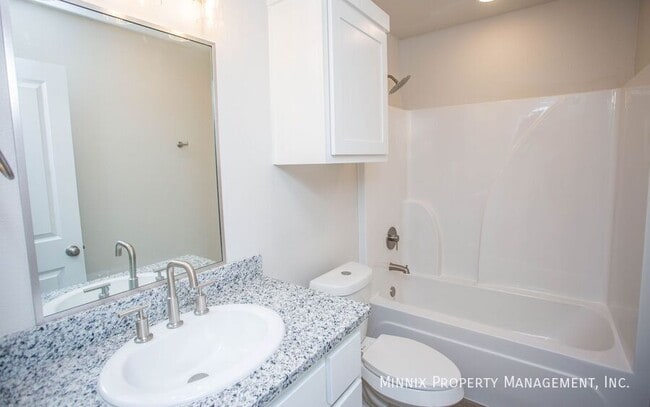 Building Photo - 312 E 77th St