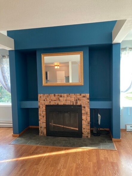 Building Photo - 1106 Wildrose Ct