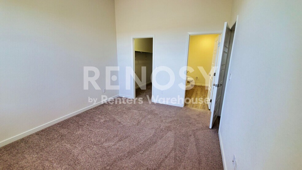 Building Photo - 17297 Wilde Ave