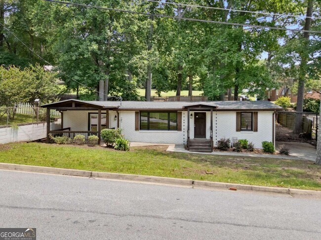 Building Photo - 119 McBee St