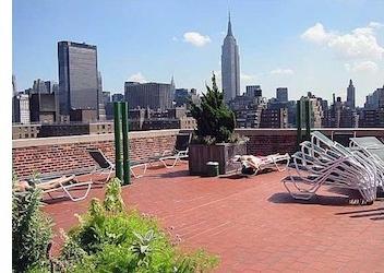 Building Photo - 435 W 23rd St