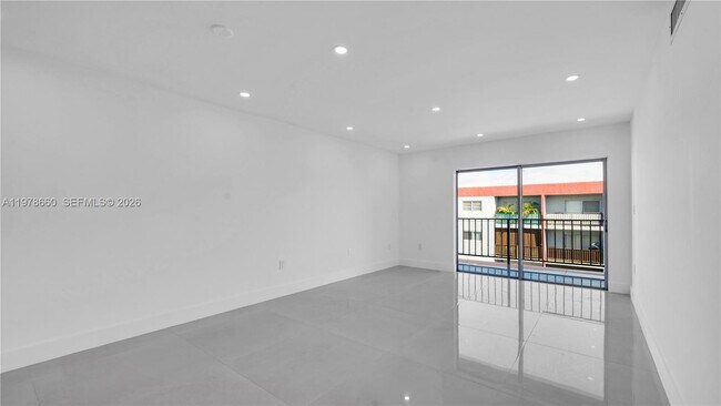 Building Photo - 6070 W 19th Ave