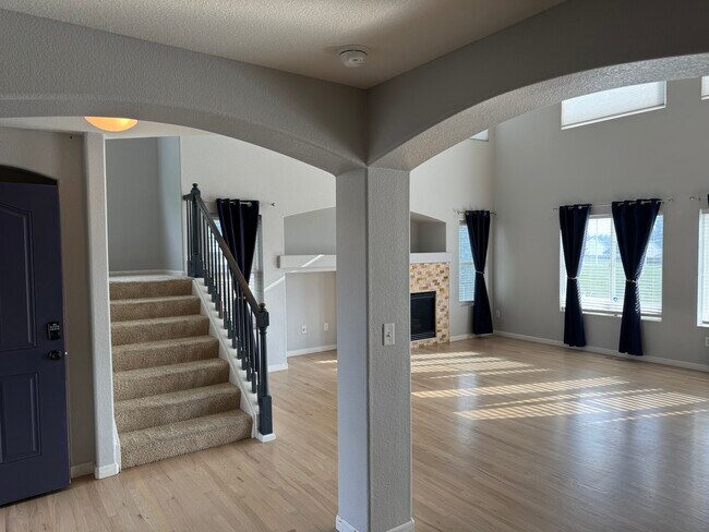 Building Photo - 3059 S Jebel Way