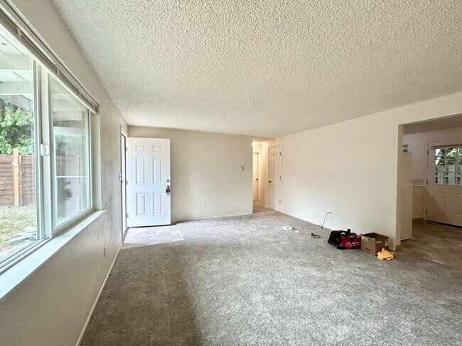 Building Photo - sw165th