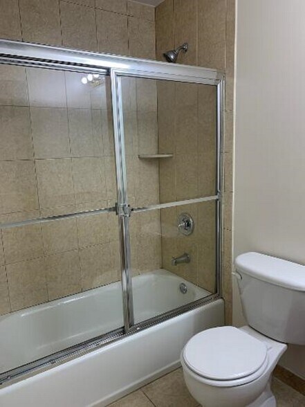 Building Photo - 249 Main St