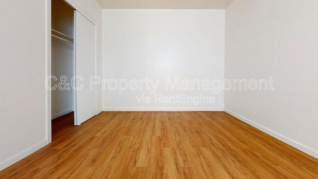 Building Photo - 554 Lighthouse Ave