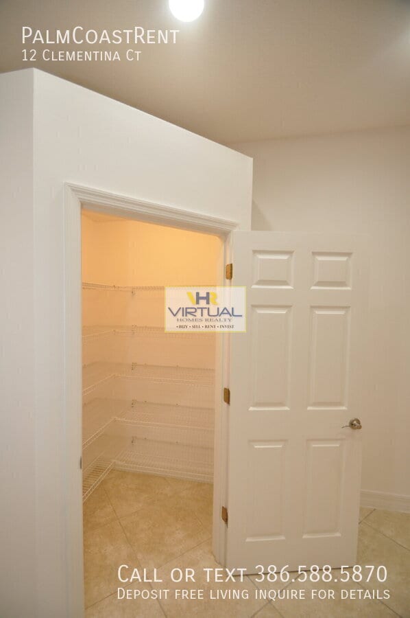 Building Photo - 12 Clementina Ct