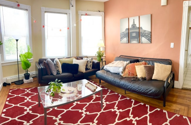 Building Photo - 85 Vinton St