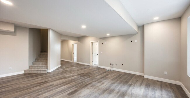 Building Photo - 11202 S Sharons Ln
