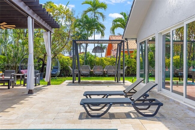 Building Photo - 9725 NW 28th Terrace