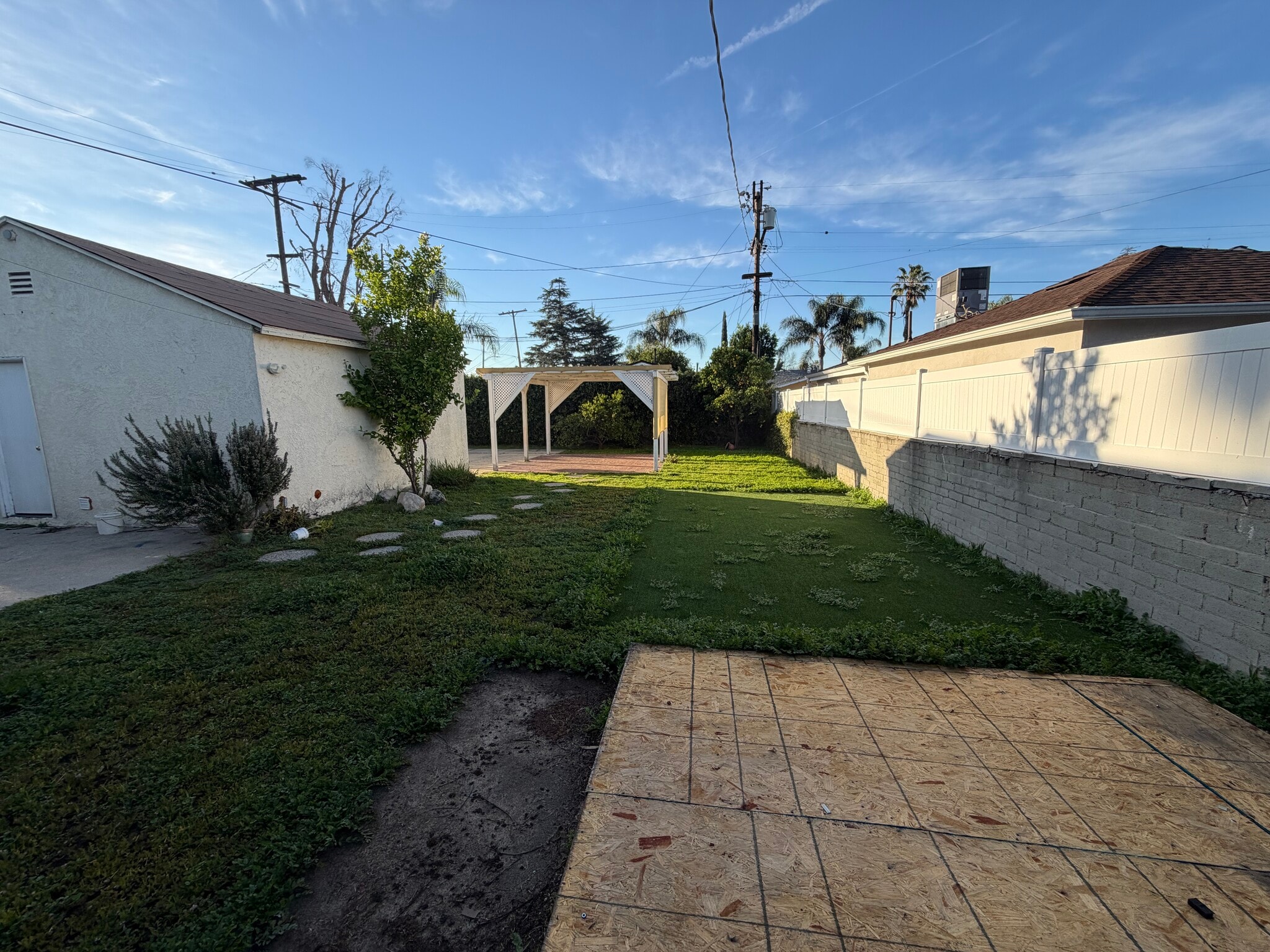 Building Photo - 12136 Hatteras St