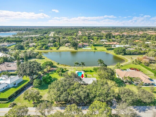 Building Photo - 8631 Steeplechase Dr