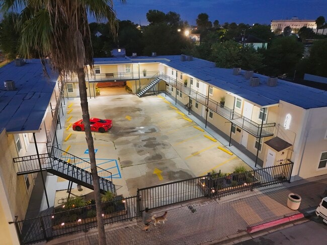 Drone Shot - 905 E Adams St