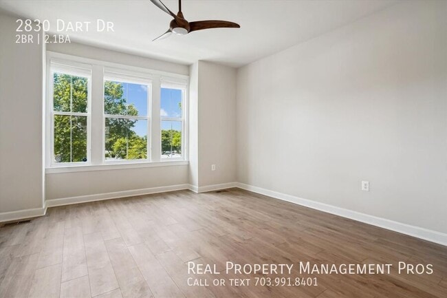 Building Photo - 2830 Dart Dr