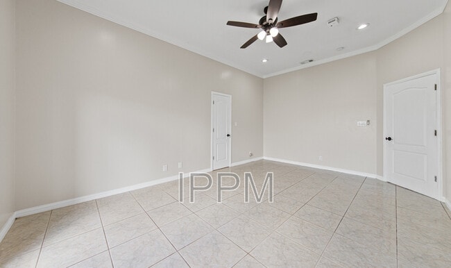 Building Photo - 5601 Wild Persimmon