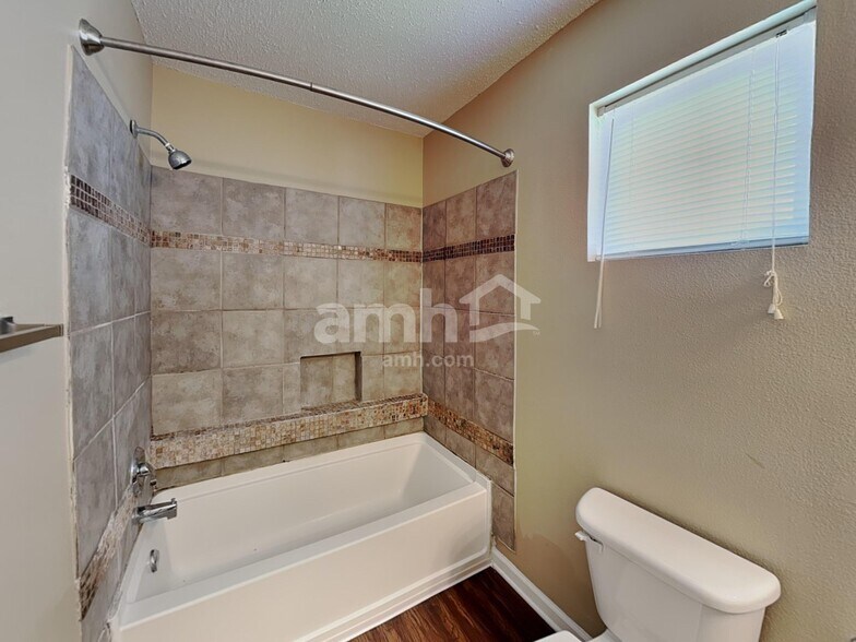 Building Photo - 9892 Cedarstone Ln