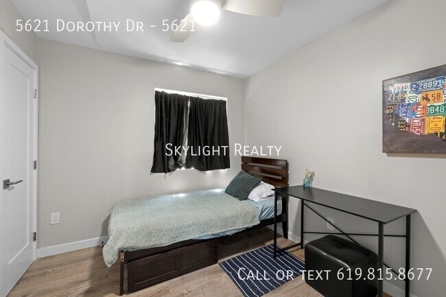 Building Photo - 5621 Dorothy Dr