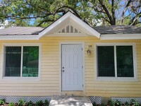 Building Photo - 285 NE 80th Terrace