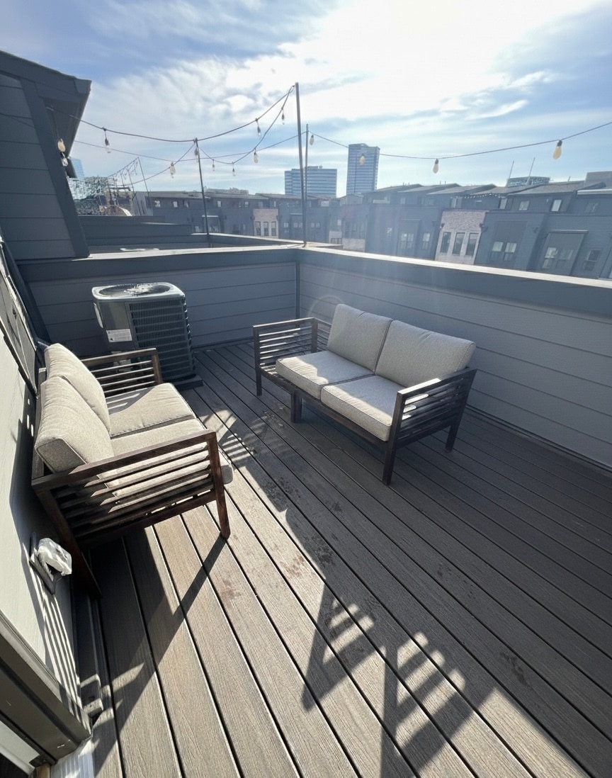 Building Photo - 342 Music Hall Way