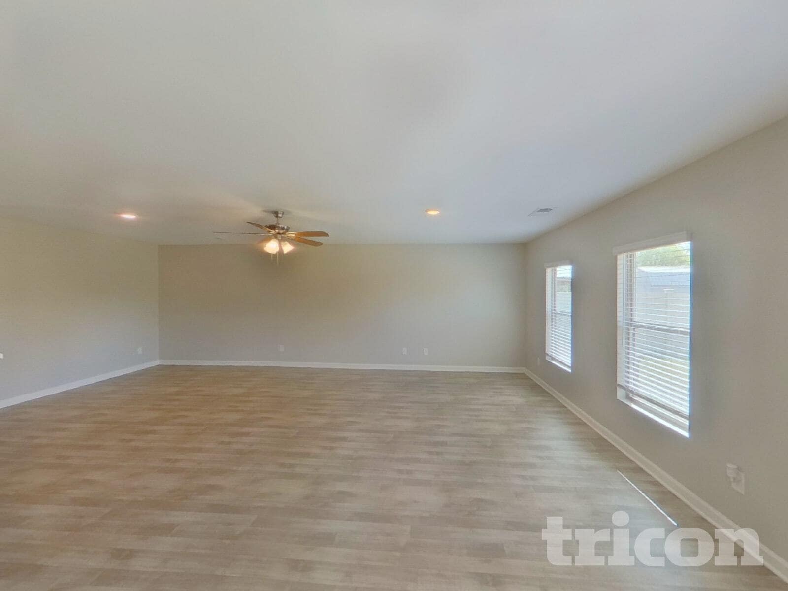 Building Photo - 1405 Veranda Ln