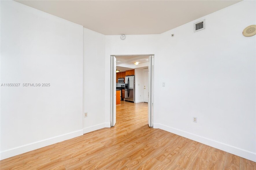 Building Photo - 4100 Salzedo St