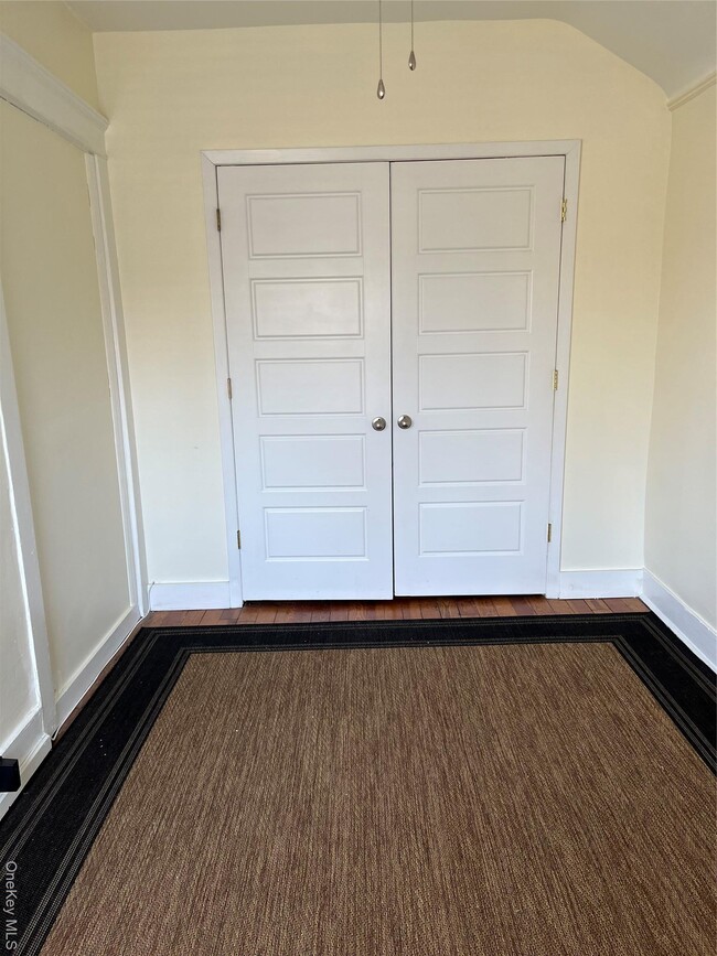 Building Photo - 51 Parkway Rd