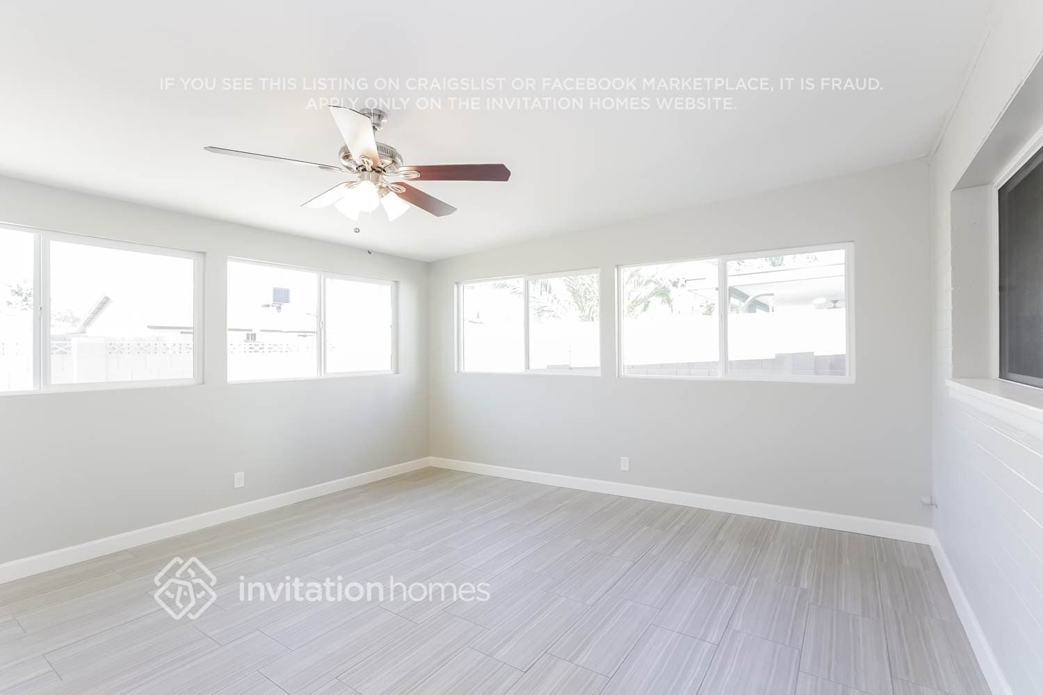 Building Photo - 2047 E Cornell Dr