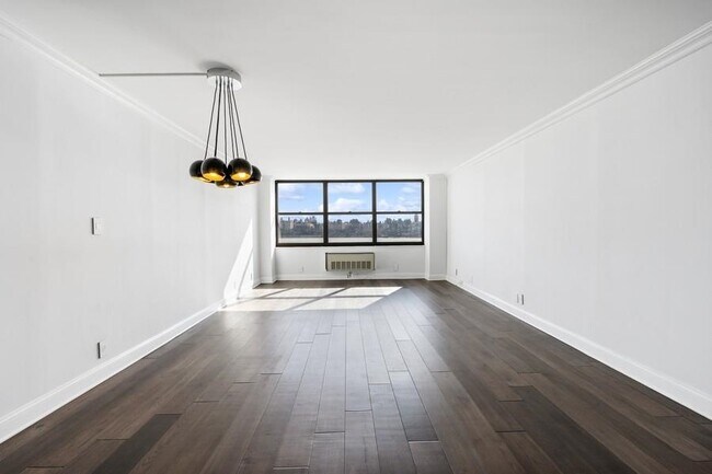 Building Photo - 7004 JFK Blvd E