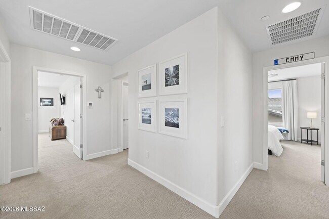 Building Photo - 10599 W Walker Brown Dr