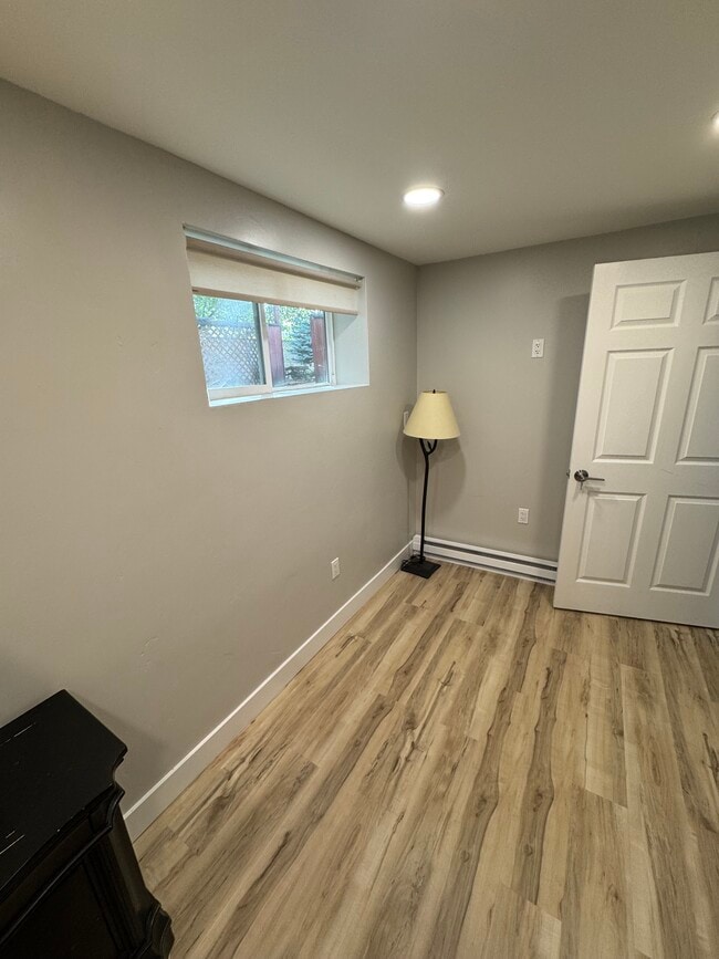 Building Photo - 583 N 150 W