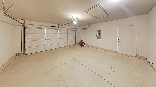 Building Photo - 3505 Shutter Ridge Dr
