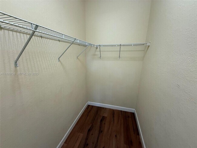 Building Photo - 9516 SW 167th Ave