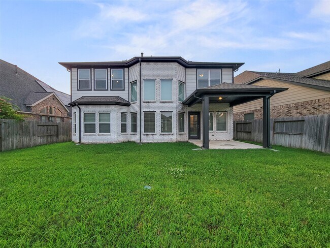 Building Photo - 8926 Emerald Cane Dr