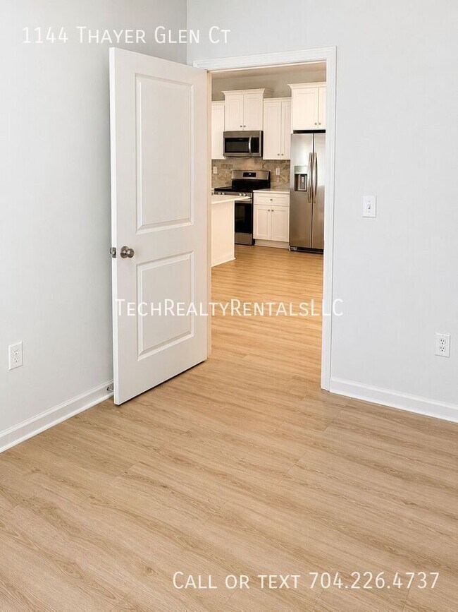 Building Photo - 1144 Thayer Gln Ct