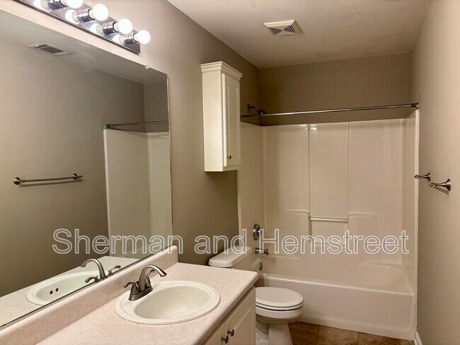 Building Photo - 4396 Misty Cove Ct