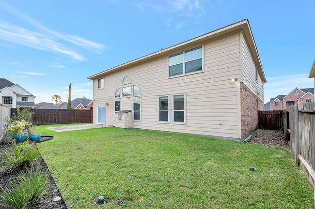 Building Photo - 3319 Viking Landing Ct