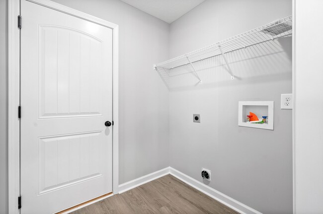 Building Photo - Beautiful Home For Rent in Country Like Setting!