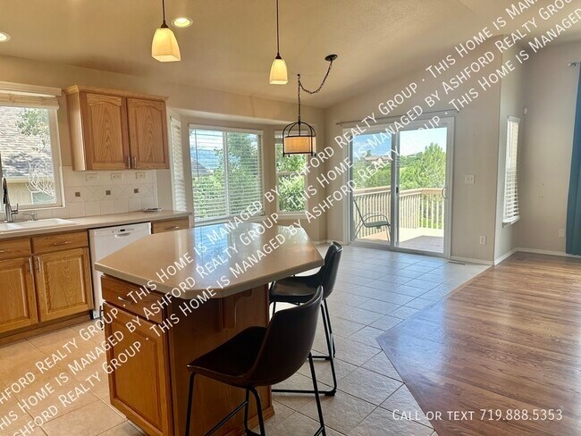 Building Photo - 266 All Sky Dr
