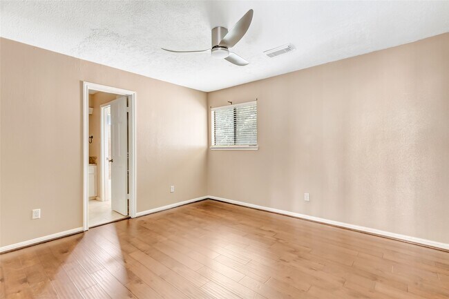 Building Photo - 12102 Moorcreek Dr