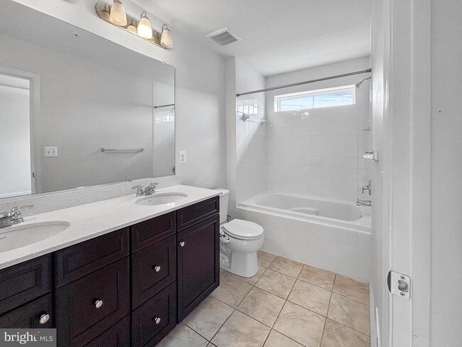 Building Photo - 1311 Hidden Trace Cove