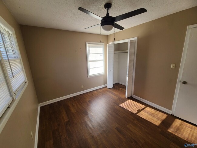 Building Photo - 3606 Northwest Crestmore Avenue