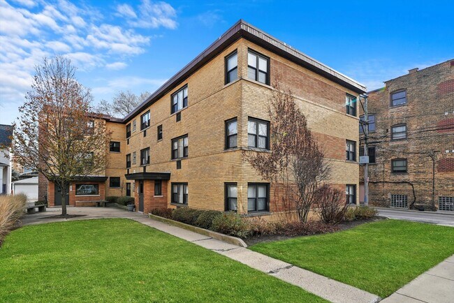 Building Photo - 311 Sherman Ave