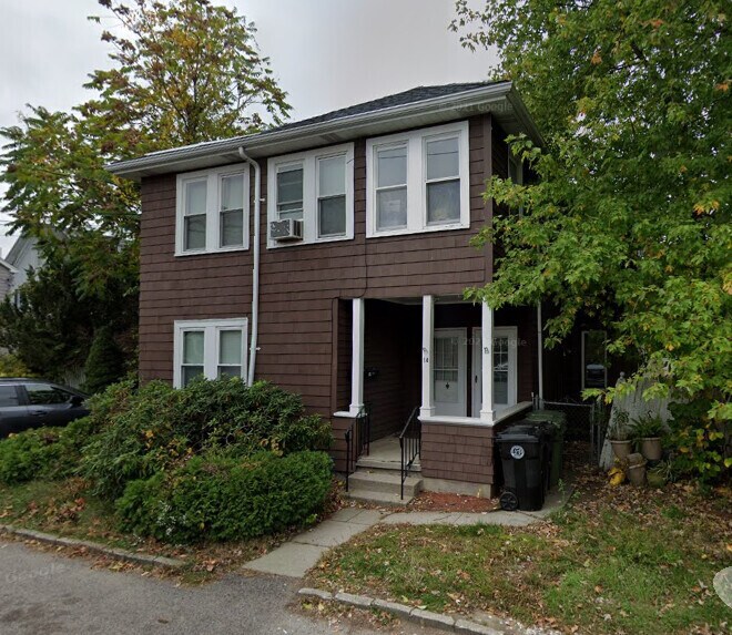 Primary Photo - 14 Lyons Ct