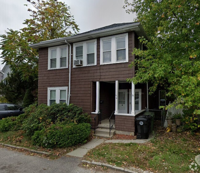 Building Photo - 14 Lyons Ct