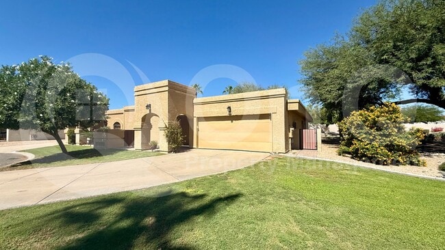 Building Photo - 6240 E Kelton Ln