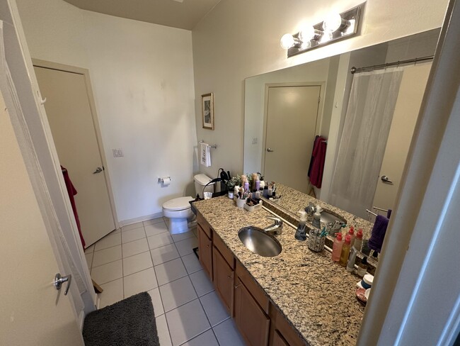 Building Photo - 315 2nd St