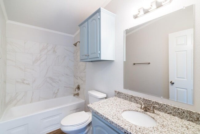 Building Photo - 10115 Berrybriar Ln